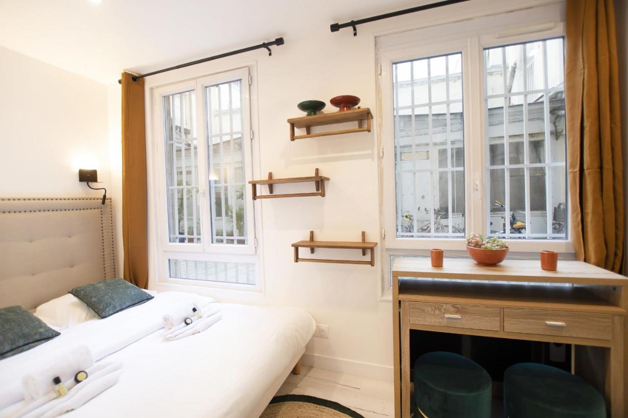 Guestready - Studio With Jacuzzi In The 10 Th Apartment Paris Bagian luar foto